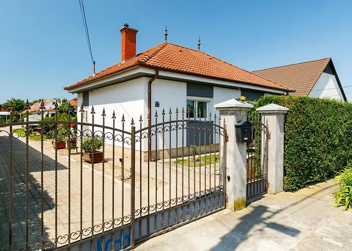 Ildiko By Interhome Casa vacanze Balatonlelle